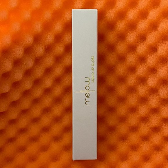Mellow Cosmetics Lip Gloss in St Tropez - Picture 4 of 8